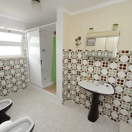 Casa Da Avo Hostal Angra do Heroísmo